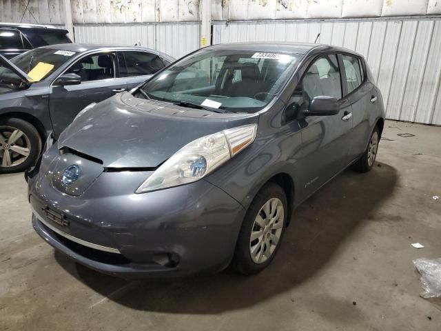 Wrecked nissan deals leaf