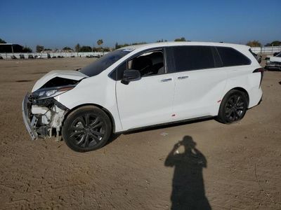 Salvage cars for sale from Copart Bakersfield, CA: 2022 Toyota Sienna XSE