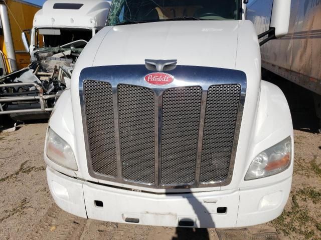 2020 Peterbilt 579