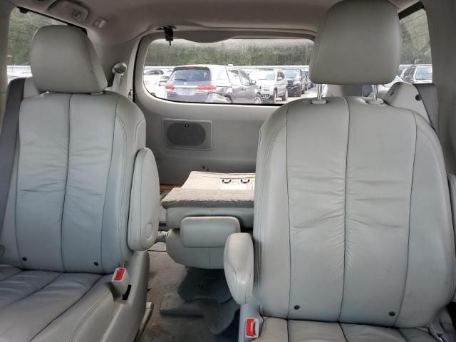 2011 Toyota Sienna XLE