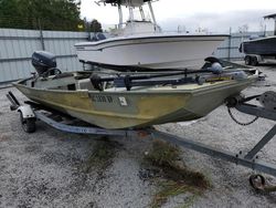 Salvage boats for sale at Harleyville, SC auction: 2002 Other 2002 Lowe L1652MT Boat With Trailer