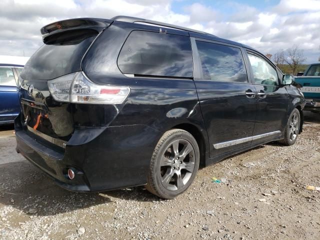 2016 Toyota Sienna SE