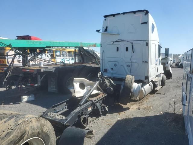 2023 Freightliner Cascadia 126