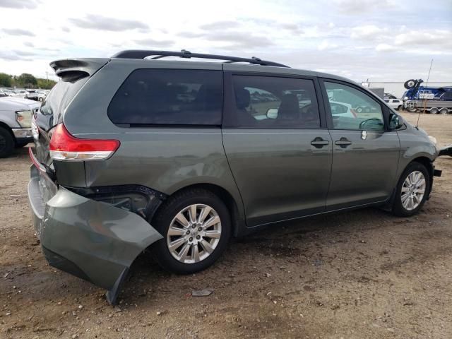 2012 Toyota Sienna XLE