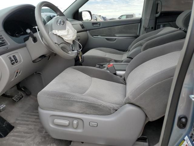 2008 Toyota Sienna CE