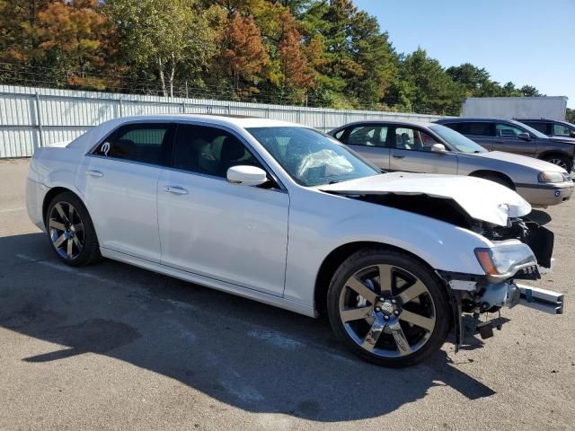 2012 Chrysler 300 SRT-8