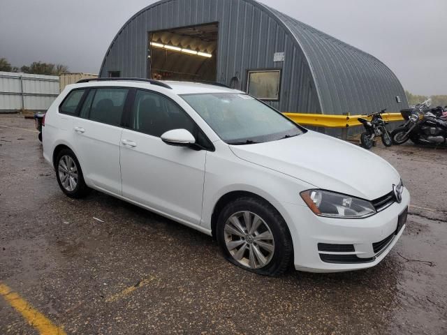 2017 Volkswagen Golf Sportwagen S