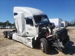 Salvage trucks for sale at Midway, FL auction: 2017 Kenworth Construction T680