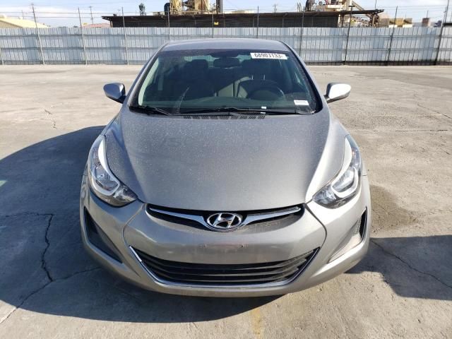 2015 Hyundai Elantra SE