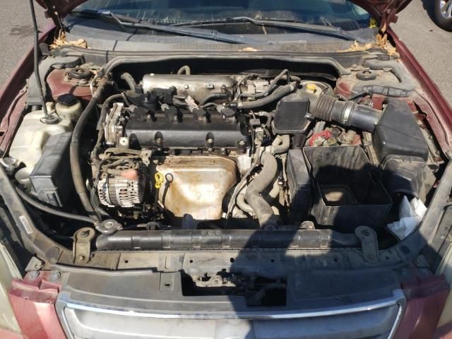 2004 Nissan Altima Base