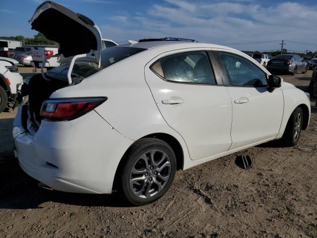 2019 Toyota Yaris L