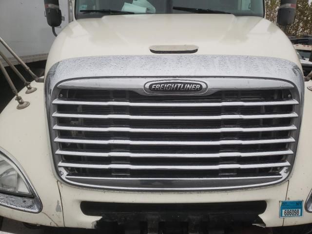 2012 Freightliner Conventional Columbia