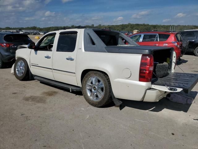 2011 Chevrolet Avalanche LTZ