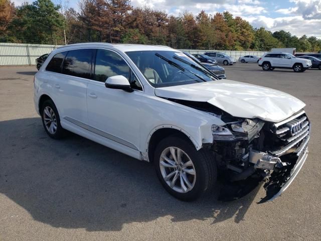 2019 Audi Q7 Premium Plus