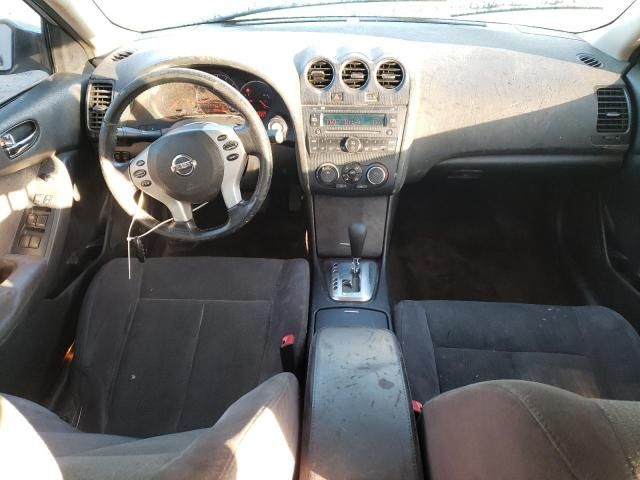 2011 Nissan Altima Base