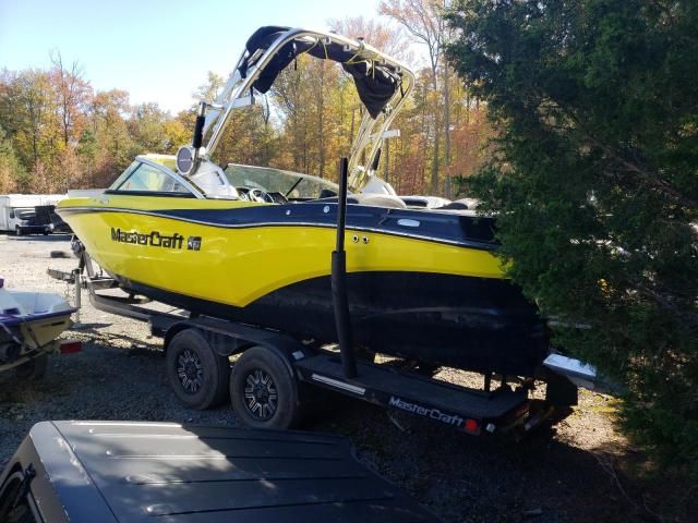 2018 Mastercraft XT 23