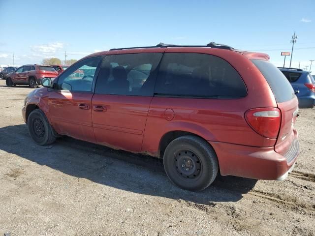 2006 Chrysler Town & Country LX