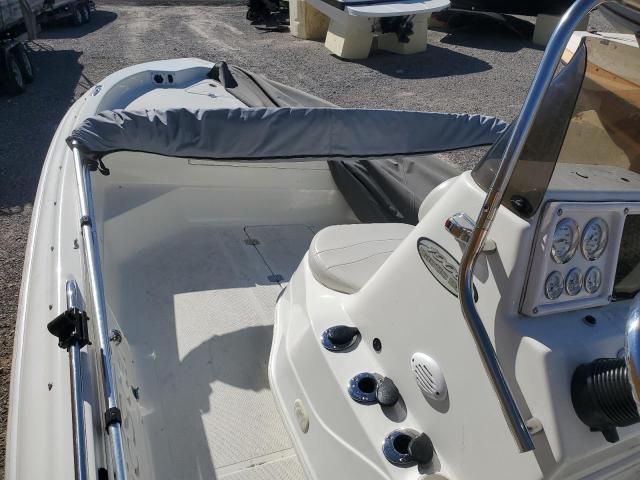 2004 Nauticstar 1900 Bay