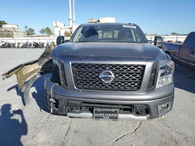 2017 Nissan Titan SV