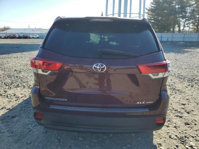 2019 Toyota Highlander SE