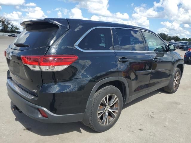 2019 Toyota Highlander LE