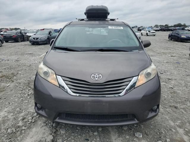 2013 Toyota Sienna XLE