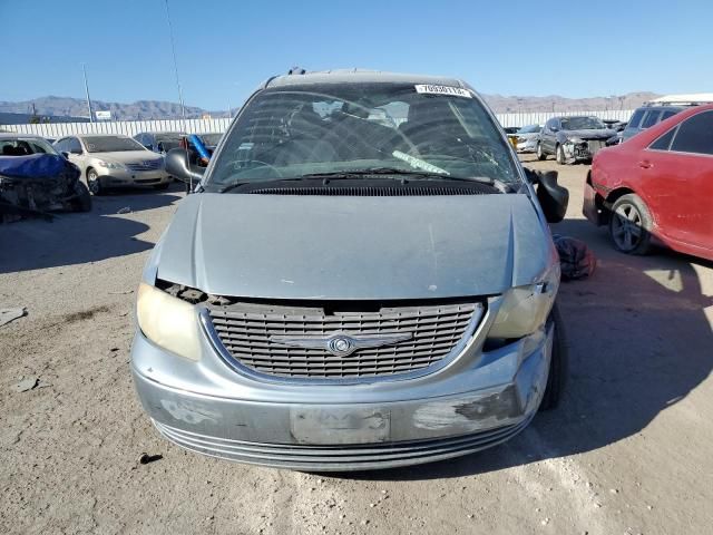 2003 Chrysler Town & Country LX