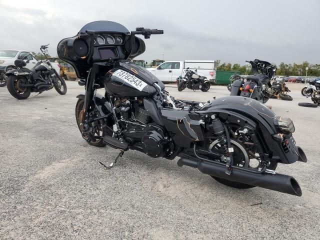 2022 Harley-Davidson Flhxst