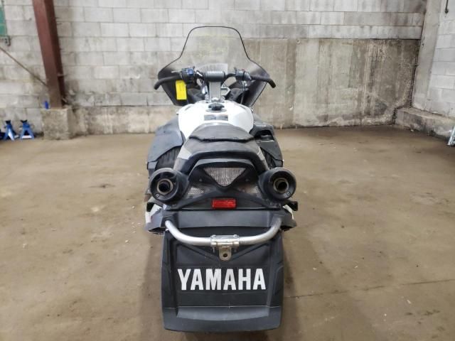 2010 Yamaha Vector