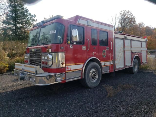 2003 Spartan Motors Firetruck