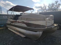 Salvage boats for sale at Louisville, KY auction: 2008 Suntracker Boat