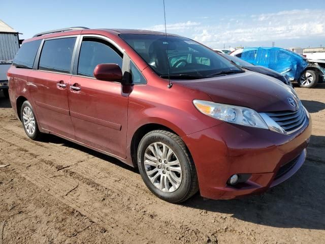 2014 Toyota Sienna XLE