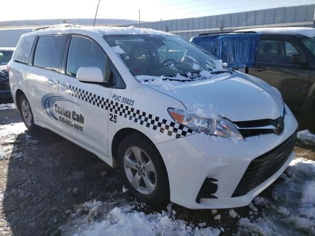 2020 Toyota Sienna LE