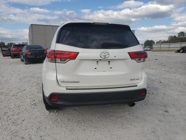 2018 Toyota Highlander SE