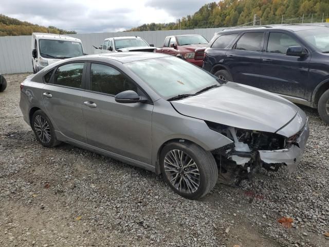 2023 KIA Forte GT Line