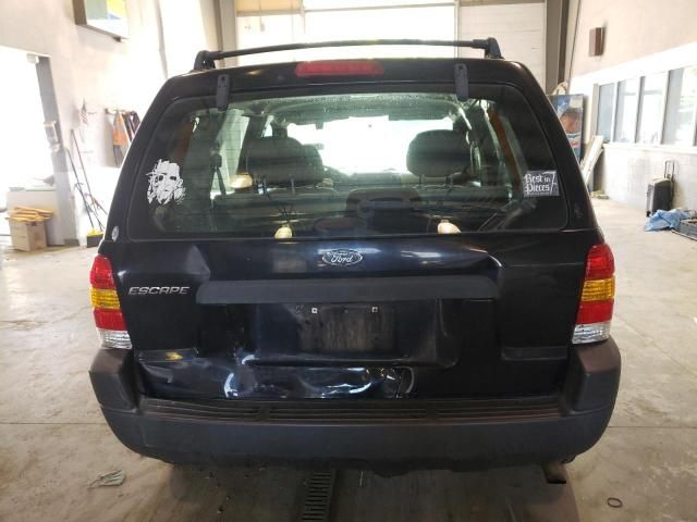 2004 Ford Escape XLS