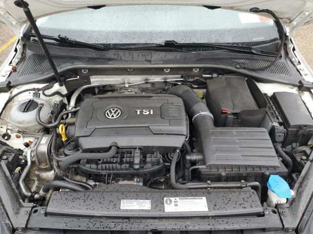 2017 Volkswagen Golf Sportwagen S