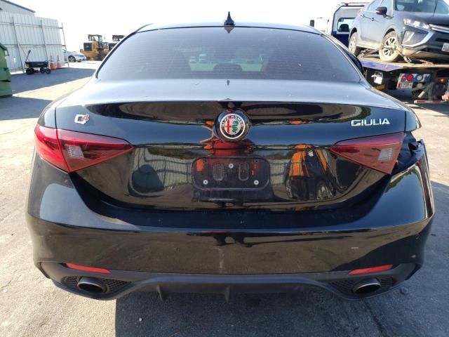 2018 Alfa Romeo Giulia TI Q4