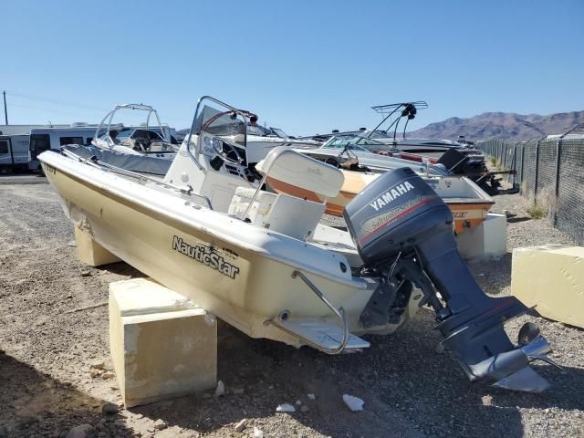 2004 Nauticstar 1900 Bay