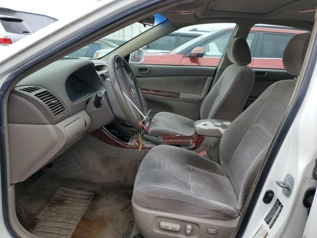 2004 Toyota Camry LE