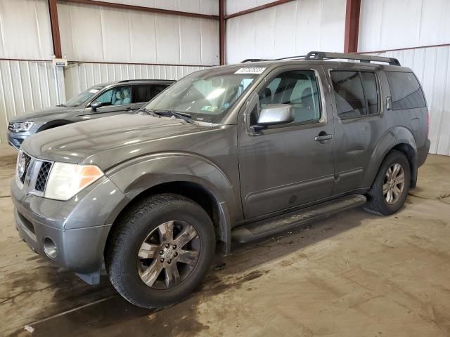 2005 Nissan Pathfinder LE