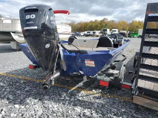 2019 Cruisers Yachts Marine Trailer