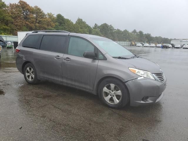 2015 Toyota Sienna LE