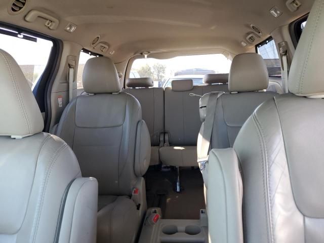 2017 Toyota Sienna XLE