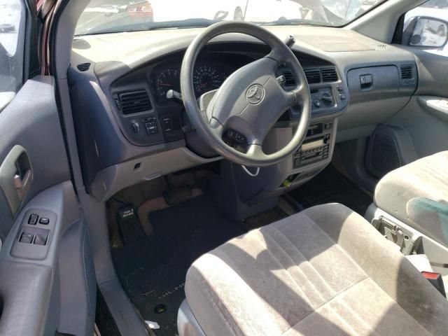 2000 Toyota Sienna LE