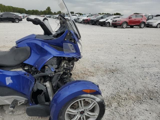 2012 Can-Am Spyder Roadster RT