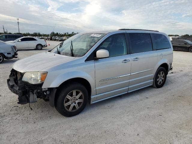 2011 Chrysler Town & Country Touring