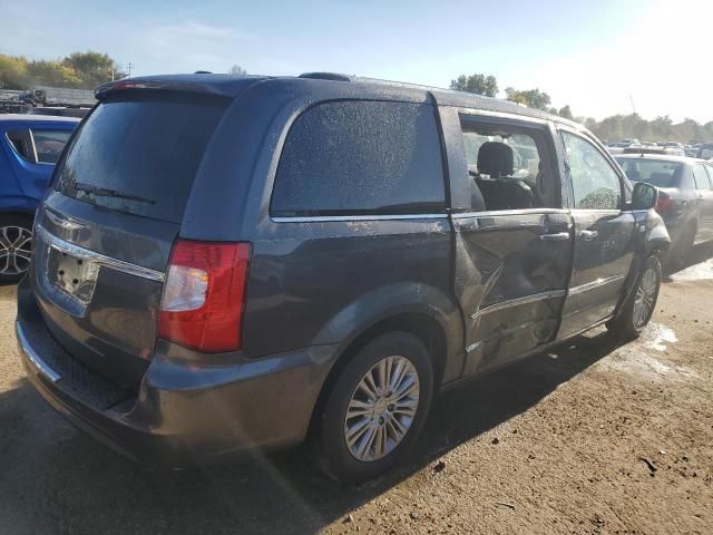 2014 Chrysler Town & Country Touring L