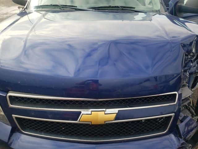 2013 Chevrolet Avalanche LS