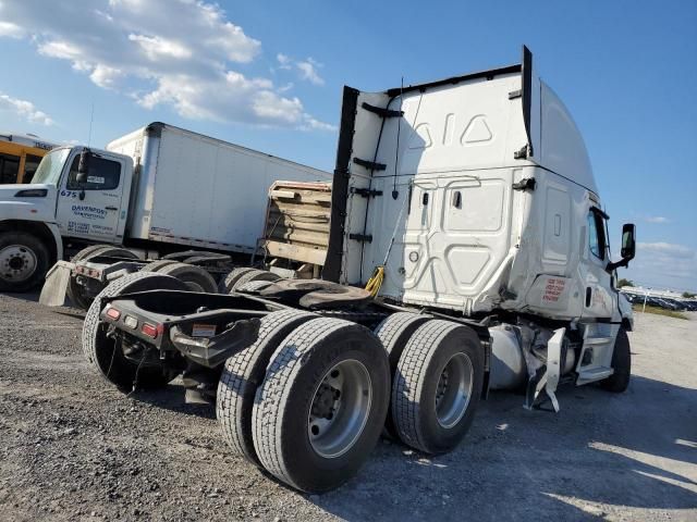 2023 Freightliner Cascadia 126